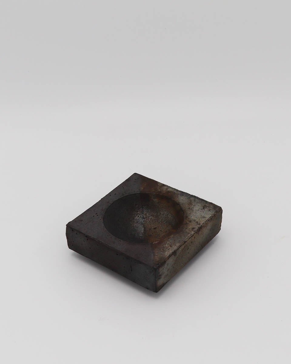 Small Circle Spice Dish - 1/2 Metallic